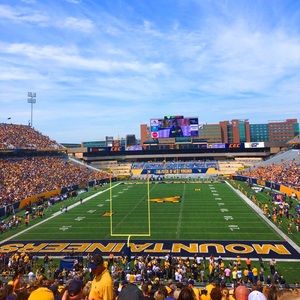 Meet your Posher, Ava